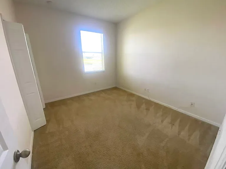 10051 Medallion Bluff Ln — Photo 12