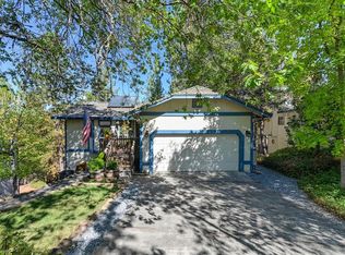 12196 Woodland Ct, Auburn, CA 95602
