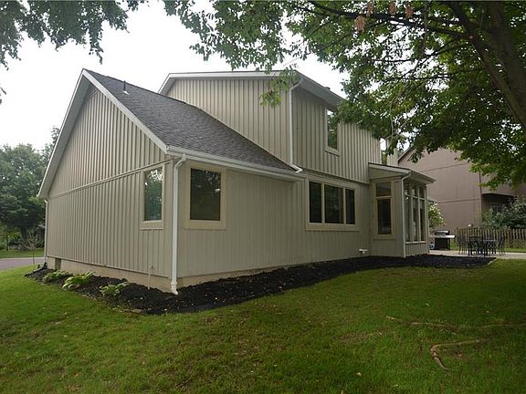 5th image of 12808 Cody St