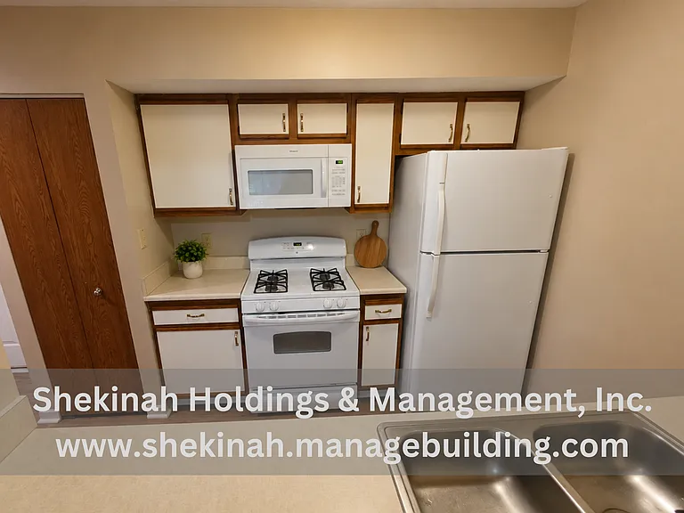 Evergreen Ridge Apartments — Photo 26