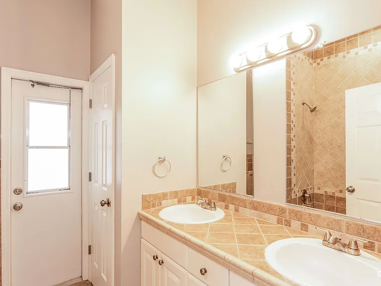 6026 Cason Way — Photo 13