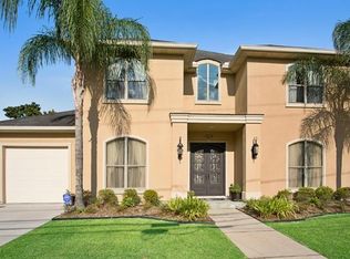 1205 Ridgelake Dr, Metairie, LA 70001
