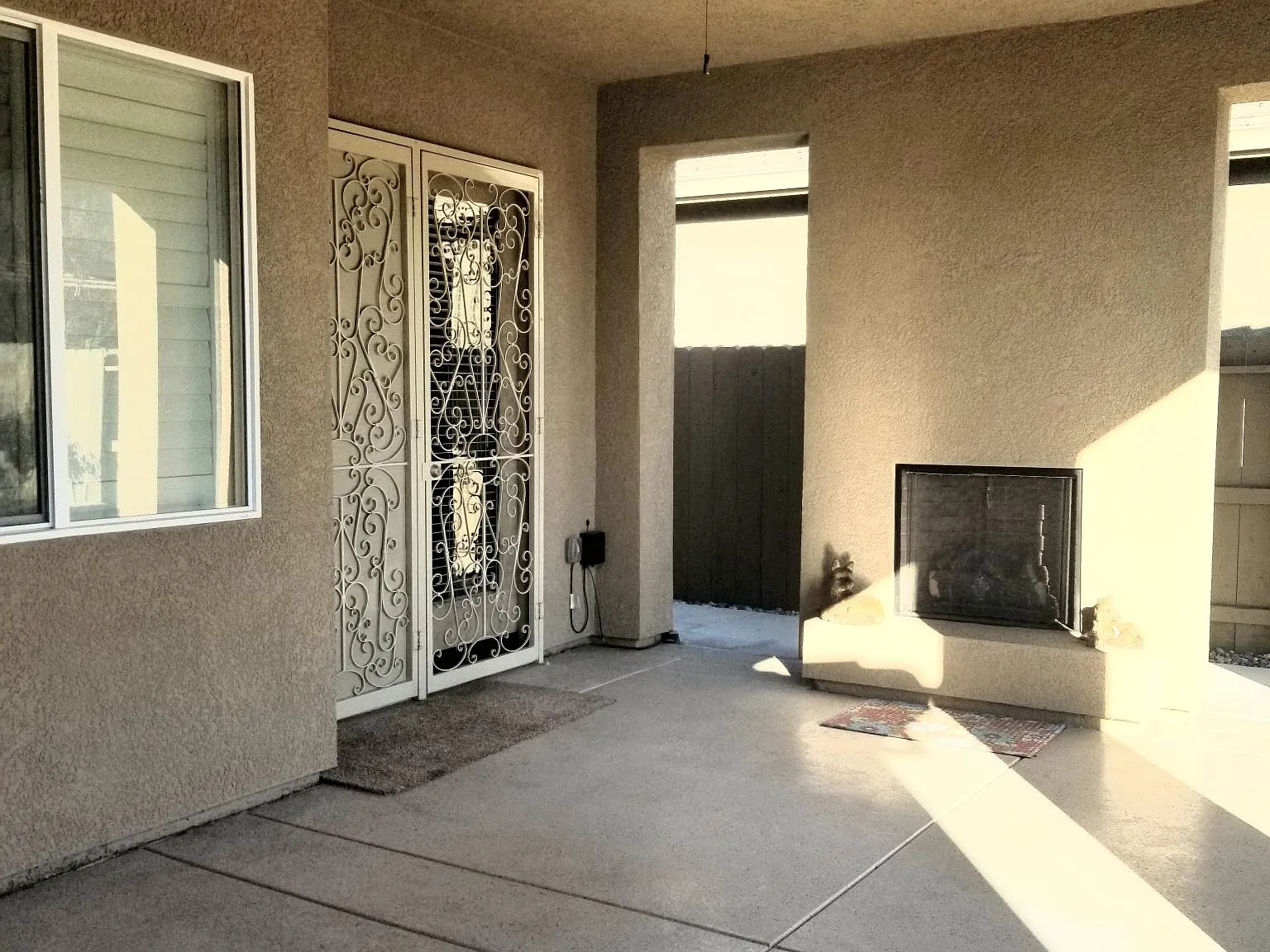 4 bed, 2334 sqft, $3,100 — Photo 4