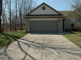 201 Whispering Hl #1, Commerce Township, MI