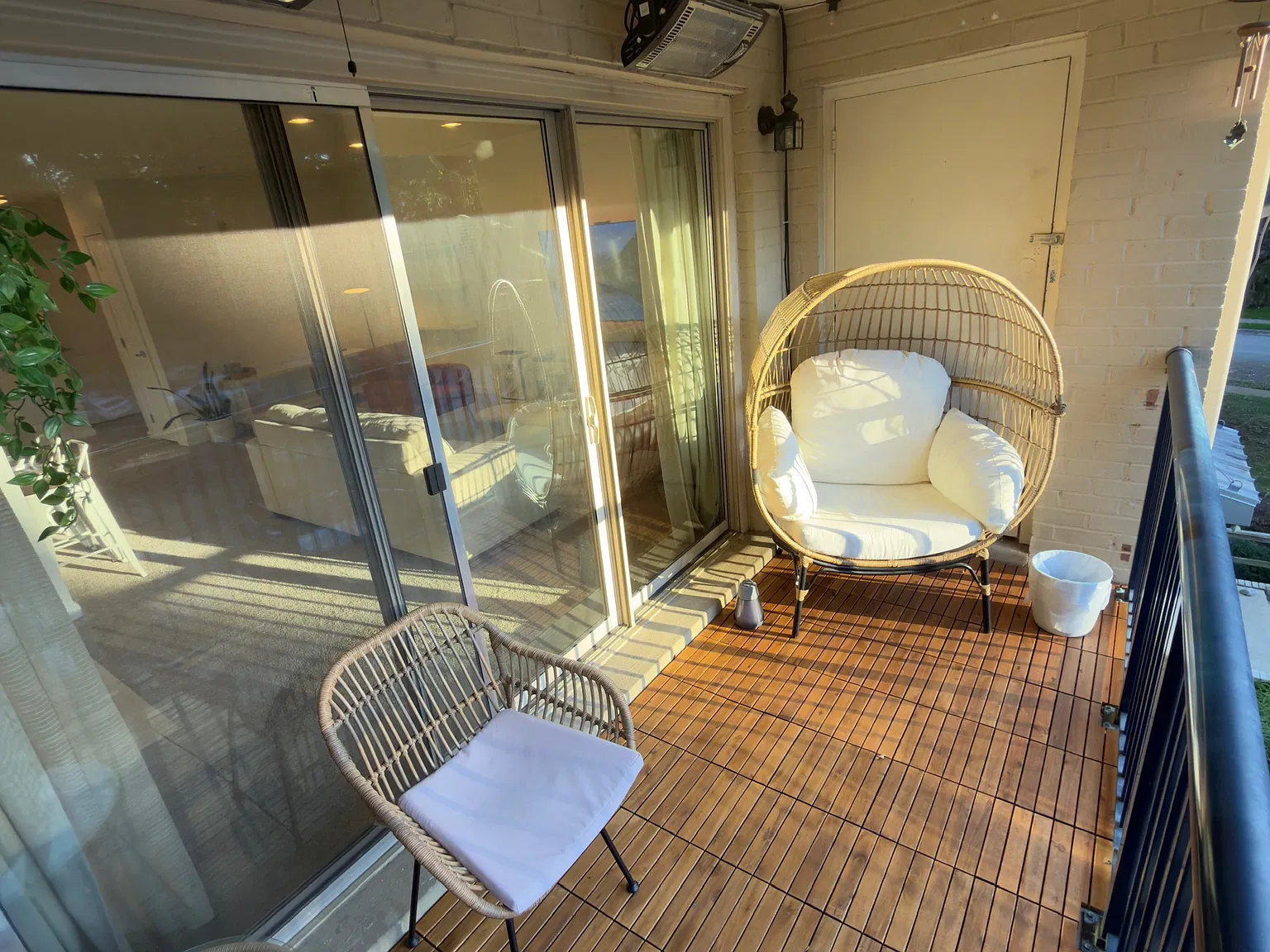 1 bed, 815 sqft, $3,295 — Photo 2