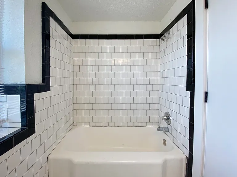 701 Culbertson Dr — Photo 9