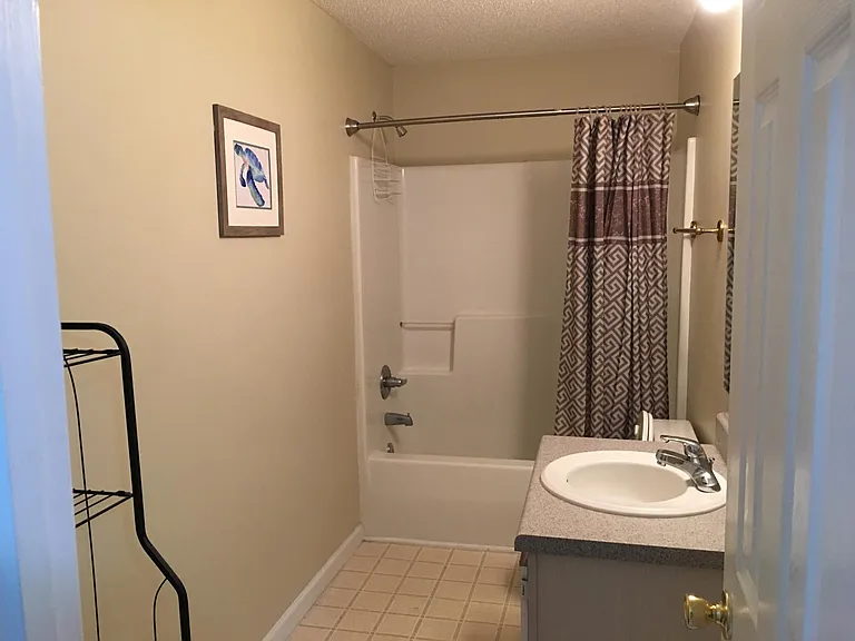 123 W Carolina Ave #B — Photo 4