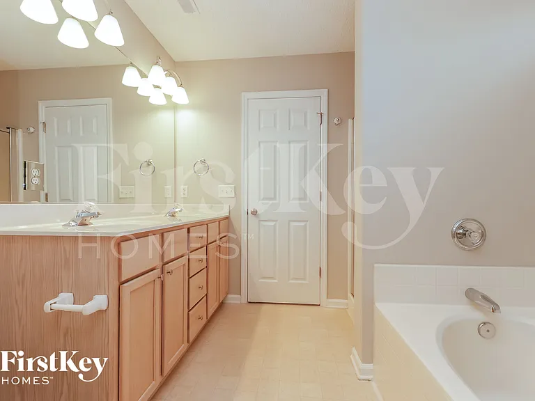 168 Jupiter Ln — Photo 9