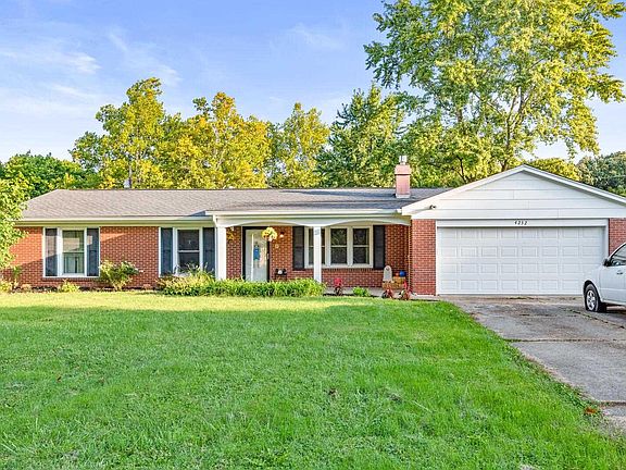 2nd image of 4232 N Lancaster Dr