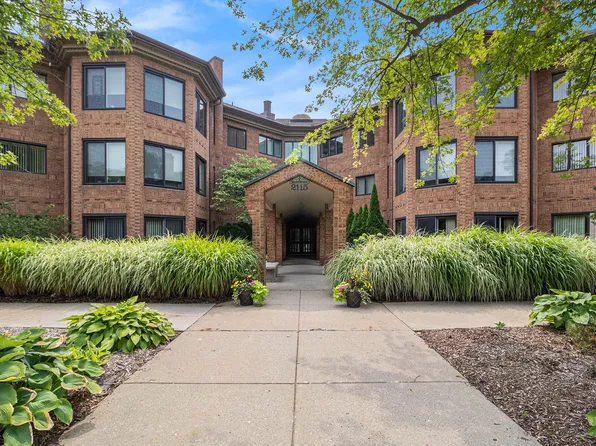 2115 Nature Cove Ct APT 206, Ann Arbor, MI 48104