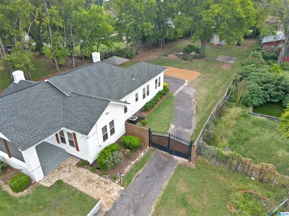 876 Goldwire St SW, Birmingham, AL 35211