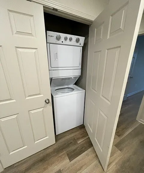 4421 E Main St #8 — Photo 4