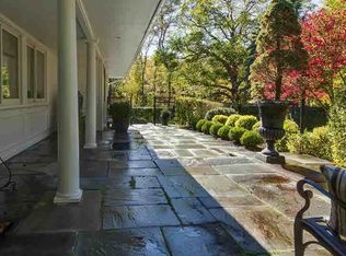 894 River Rd, Red Hook, NY 12571