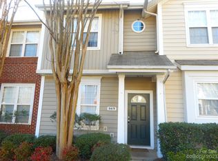 8419 Chaceview Ct, Charlotte, NC 28269