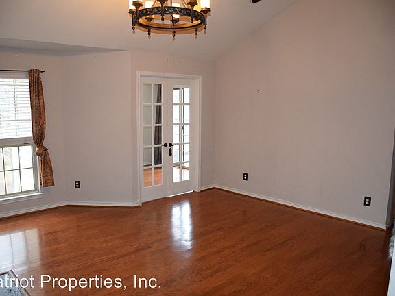 2nd image of 3900 Penderview Dr APT 1427