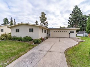 1618 Hoven Ln, Crookston, MN 56716