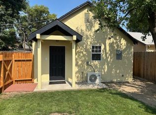2701 San Emidio St #B, Bakersfield, CA 93304