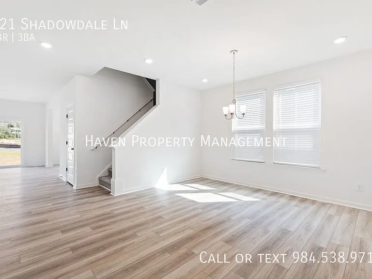 121 Shadowdale Ln — Photo 9