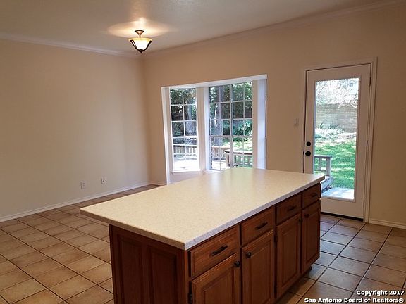 5th image of 13751 Morningbluff Dr
