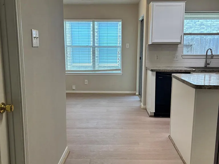 22531 Goss Spring Ct — Photo 9