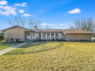 621 Apollo Dr, Joliet, IL