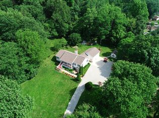 4620 Andalusia Ln, Louisville, KY