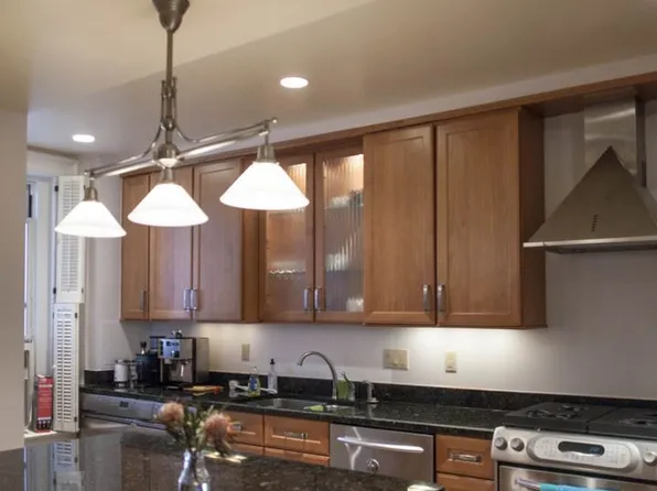 2022 Columbia Rd NW APT 602, Washington, DC 20009