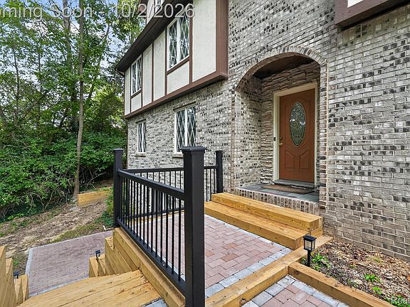 2nd image of 11095 Culver Rd