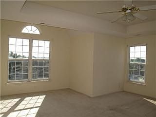 4th image of 5424 NE Sunshine Dr