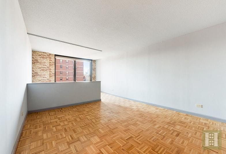 1st image of 1601 3rd Ave APT 22B