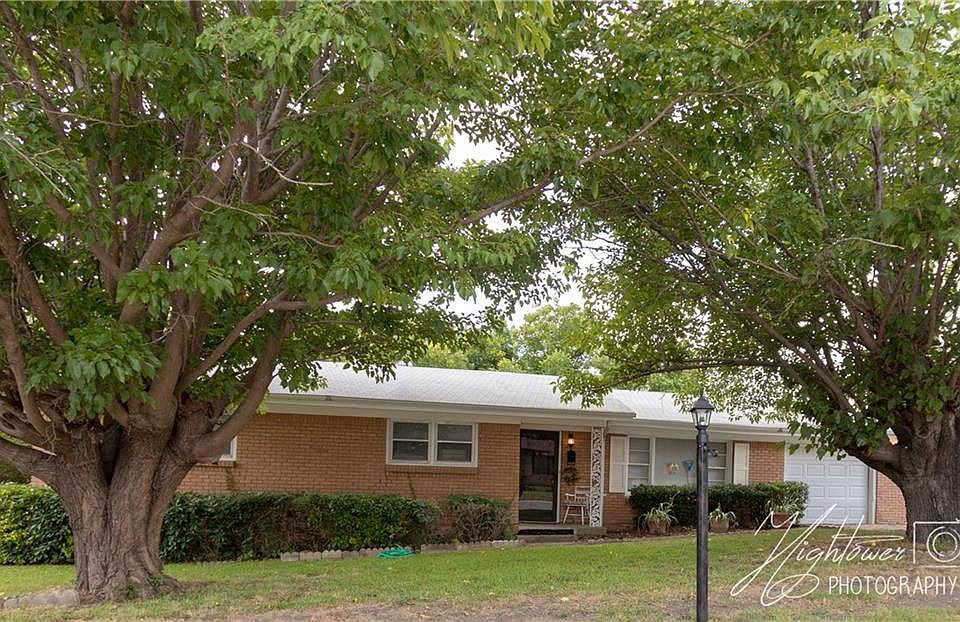 1st image of 4409 Highland Lake Dr