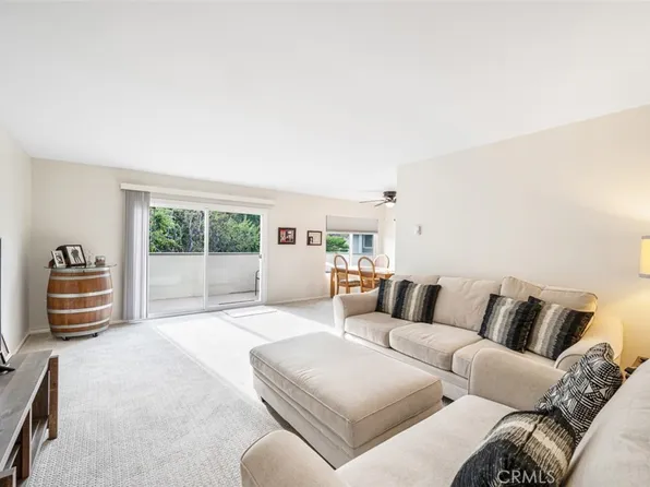 8644 Portola Ct Unit 12E, Huntington Beach, CA 92646