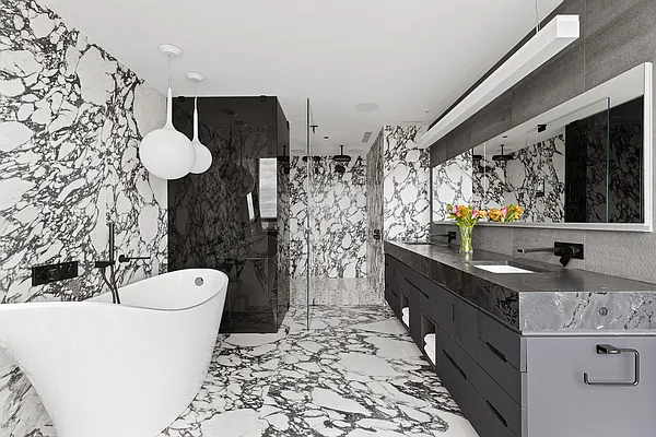 Sold by Compass | media 15