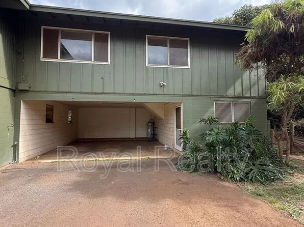219 W Waiko Rd #D, Wailuku, HI 96793