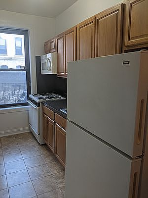 1st image of 38 Maple Ave #1H