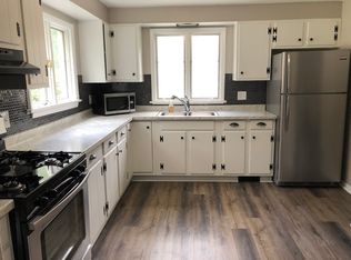 284 Maiden Ln, Rochester, NY 14616