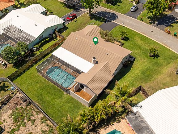 3rd image of 271 NW 89th Avenue