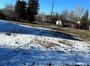 9 Warren St, Redvers, SK S0C2H0