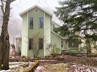 39 Caedman Dr, Albrightsville, PA 18210