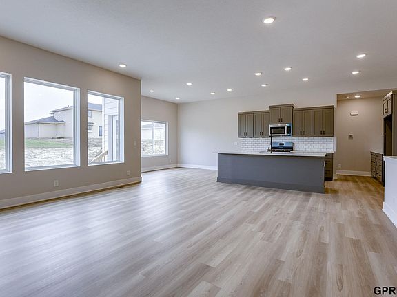 3rd image of 5751 Kestrel Pkwy