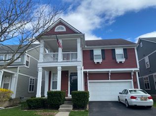 2044 Pine Lake Trl, Keego Harbor, MI 48320