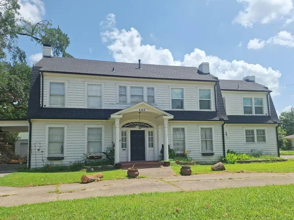 602 E 9th St, Bonham, TX 75418