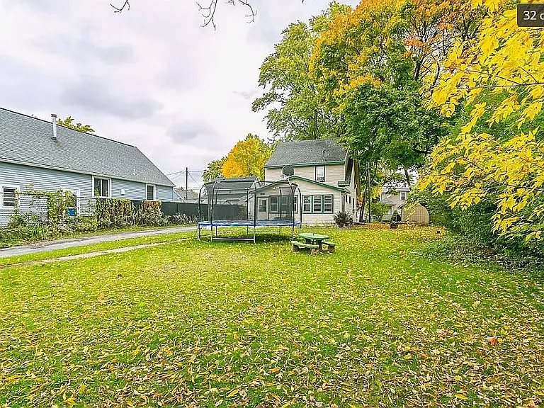 332 Bleacker Rd — Photo 5