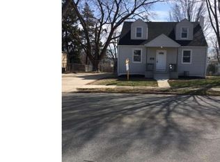 28 6th Ave, Glendora, NJ 08029