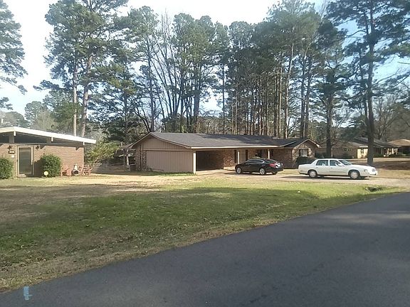 3rd image of 545 Berg Ave