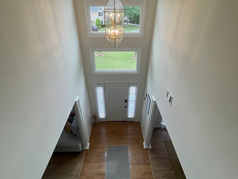 2036 Londonberry Ct — Photo 7