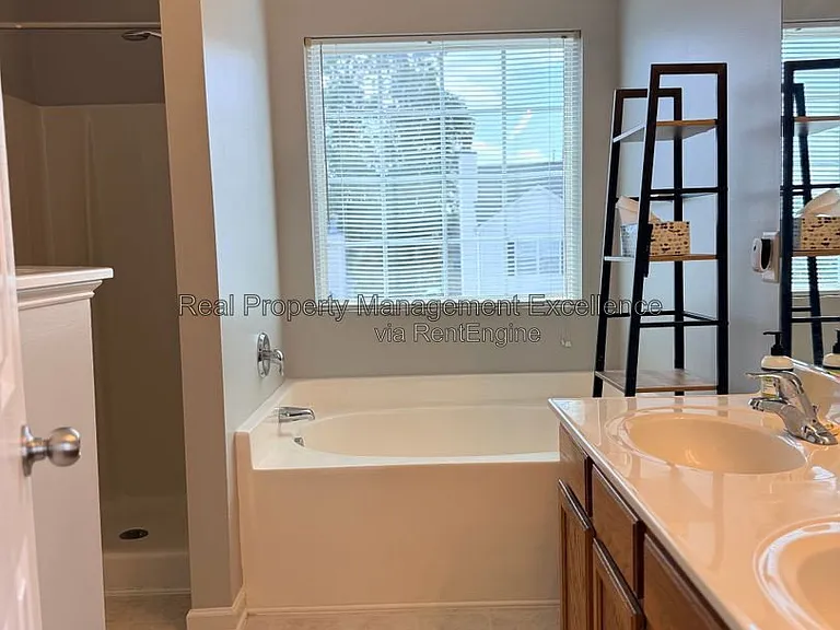 3446 Ferdilah Ln — Photo 37