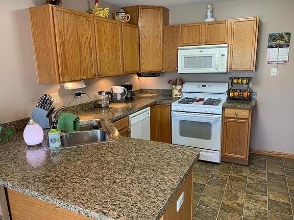 4th image of 2517 Sumac Dr