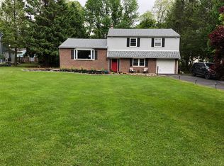 1645 Caroline Dr, Aston, PA