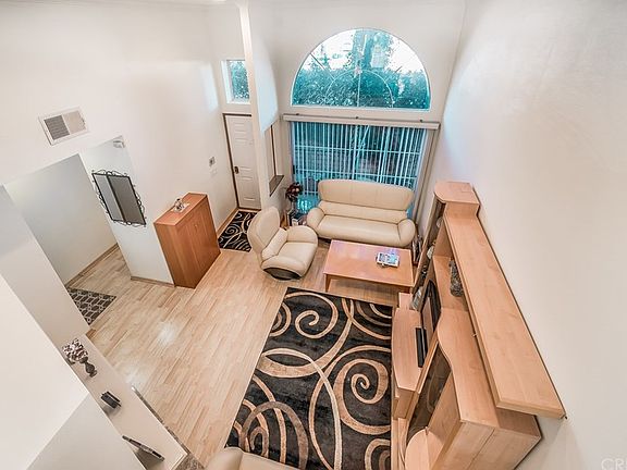 3rd image of 5455 Sylmar Ave APT 1902